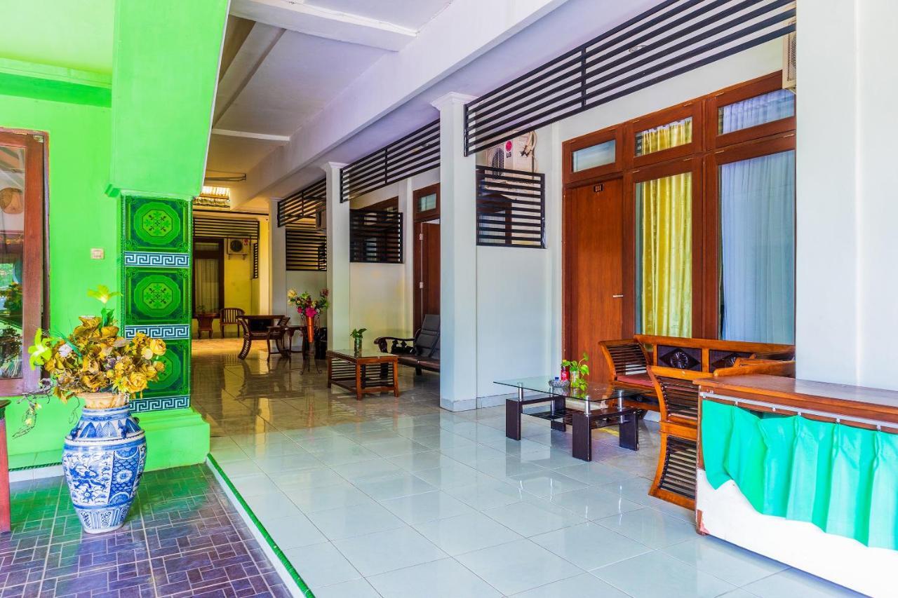 Super Oyo 1682 Greenia Hotel Kupang  Luaran gambar