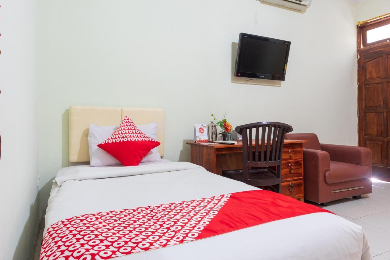Super Oyo 1682 Greenia Hotel Kupang  Luaran gambar