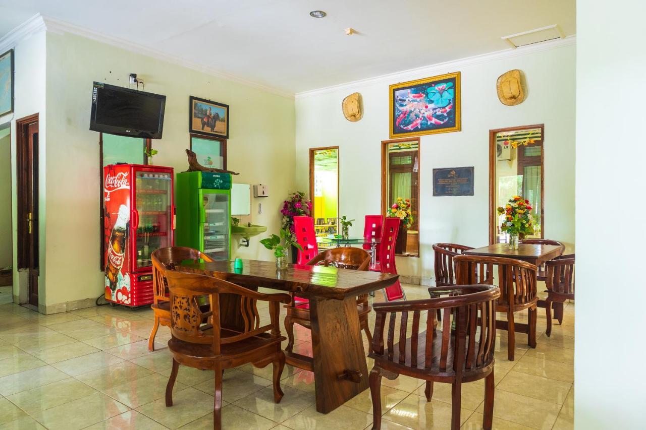 Super Oyo 1682 Greenia Hotel Kupang  Luaran gambar