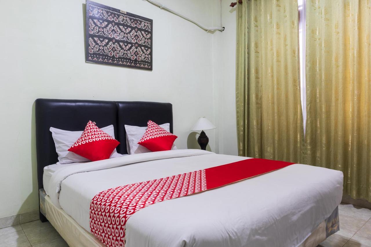 Super Oyo 1682 Greenia Hotel Kupang  Luaran gambar